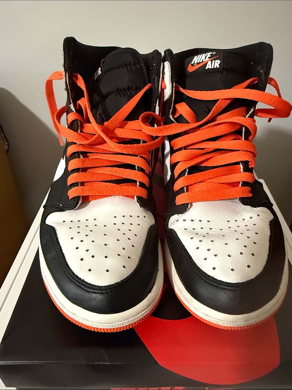 Jordan 1 High Electro Orange
